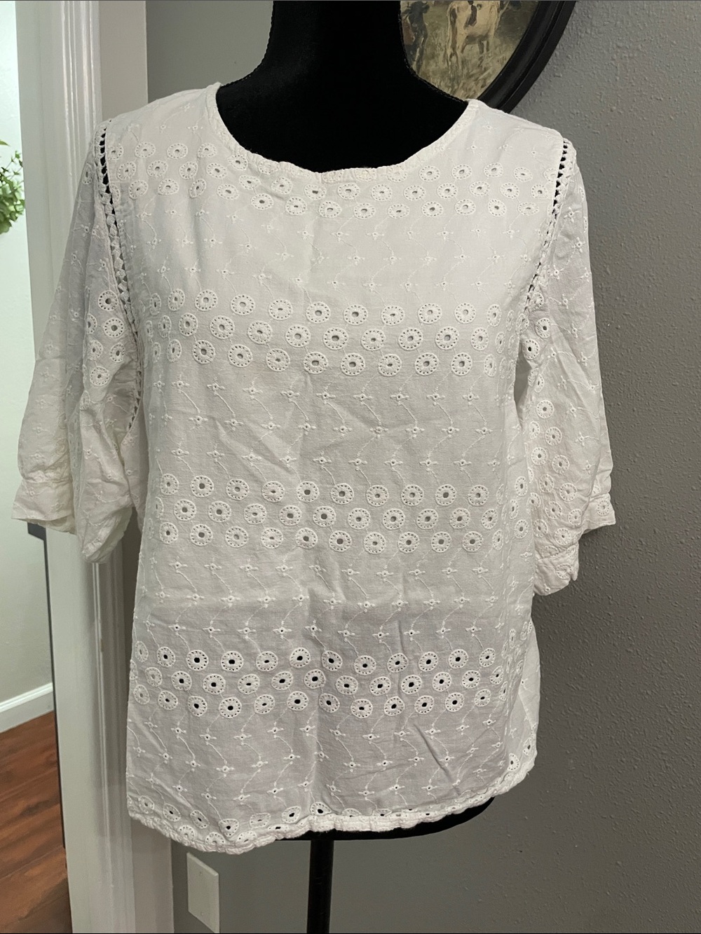 Anthropologie Indigo Poppy Women’s Blouse Tunic Size L  white Cotton Eyelet